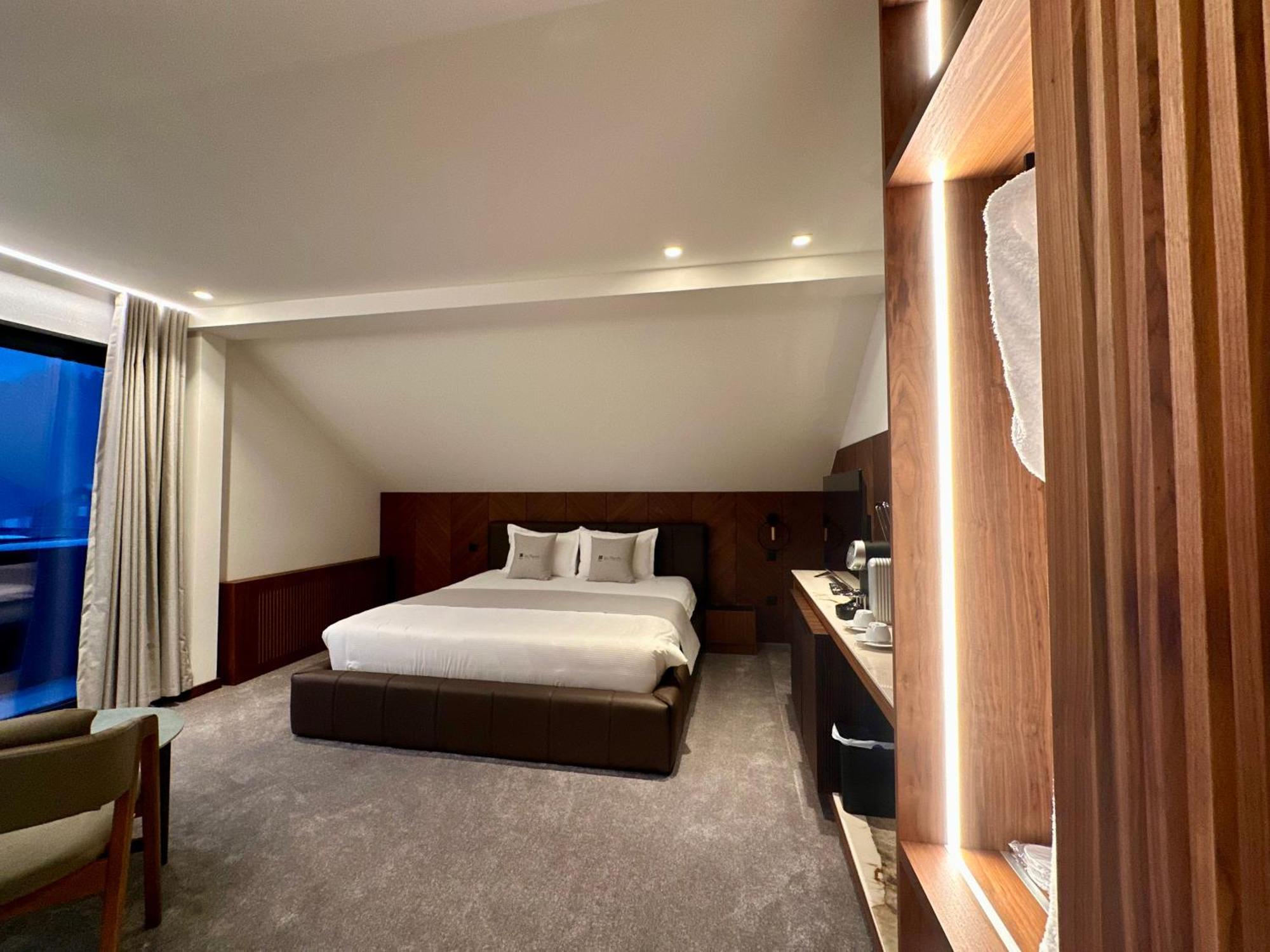 Hotel Restaurant & Spa Les Planets Les Rasses المظهر الخارجي الصورة